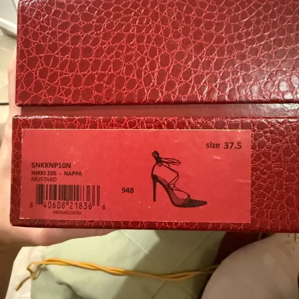 TAMARA MELLON Yellow Strappy Women's Sandals US-7.5 NWT